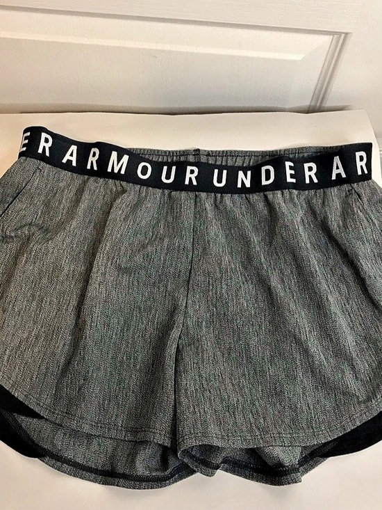 Under Armour Pants - Under Armour Play Up Shorts Athletic Shorts Gray & Black large